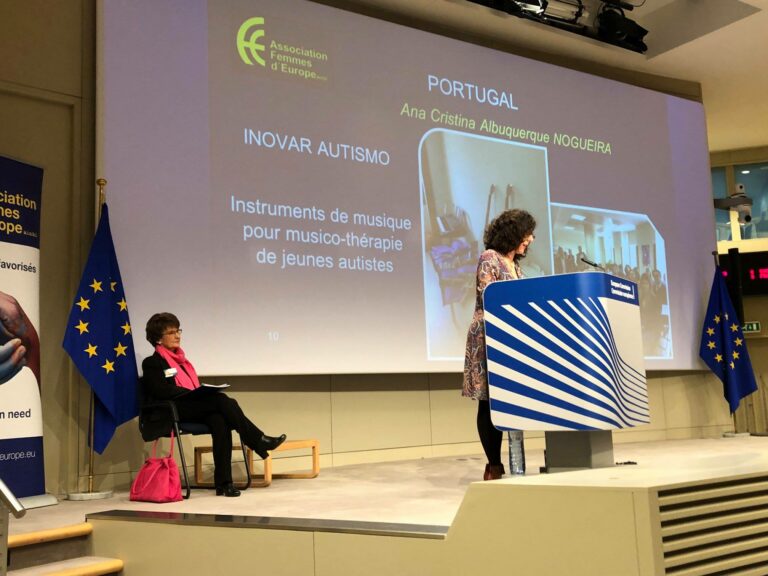 Cerimónia de distinção dos projetos humanitários apoiados pela Associação Femmes d`Europe