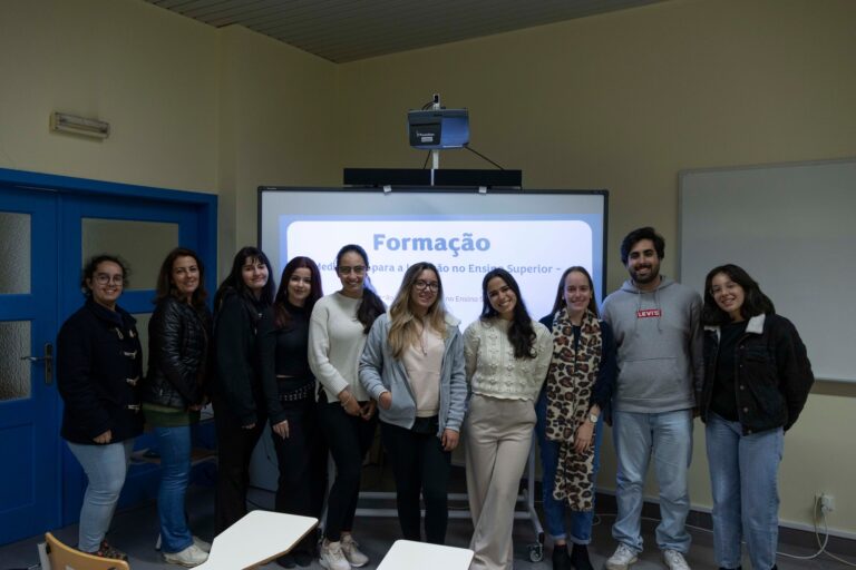 Fim do curso para Jovens Mediadores no Ensino Superior